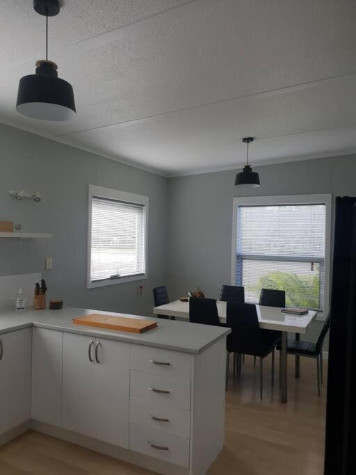 Вілла Holiday House On Sale Tullah Екстер'єр фото