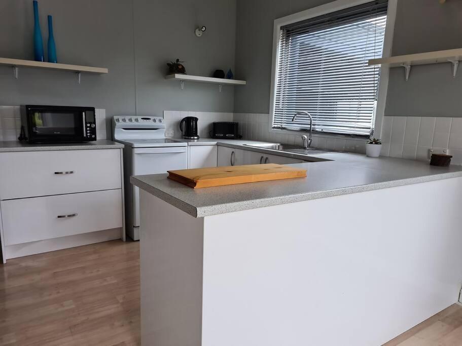 Вілла Holiday House On Sale Tullah Екстер'єр фото